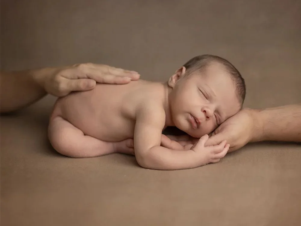 fotografia de bebe recien nacido y embarazo en provincia de cadiz realizada por Nely Ariza